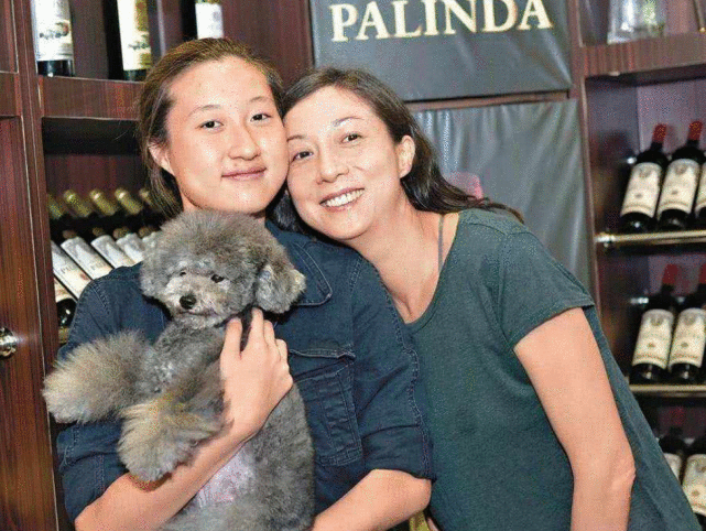 亲妈卖惨亲爹隐形，4000万安置费是泡影，真娱乐