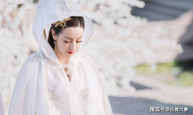 热巴谈接演《长歌行》内幕：担心与角色年龄差