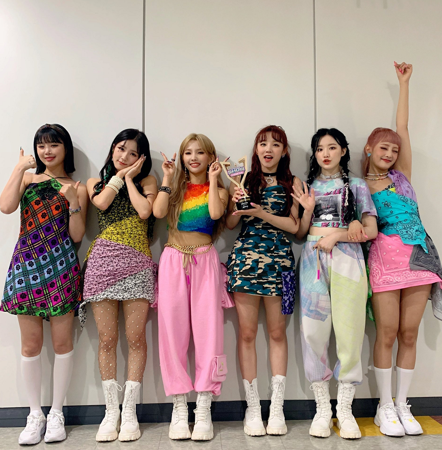 (G)I-DLE舞台出故障，“暴露”真实唱功，全开麦就