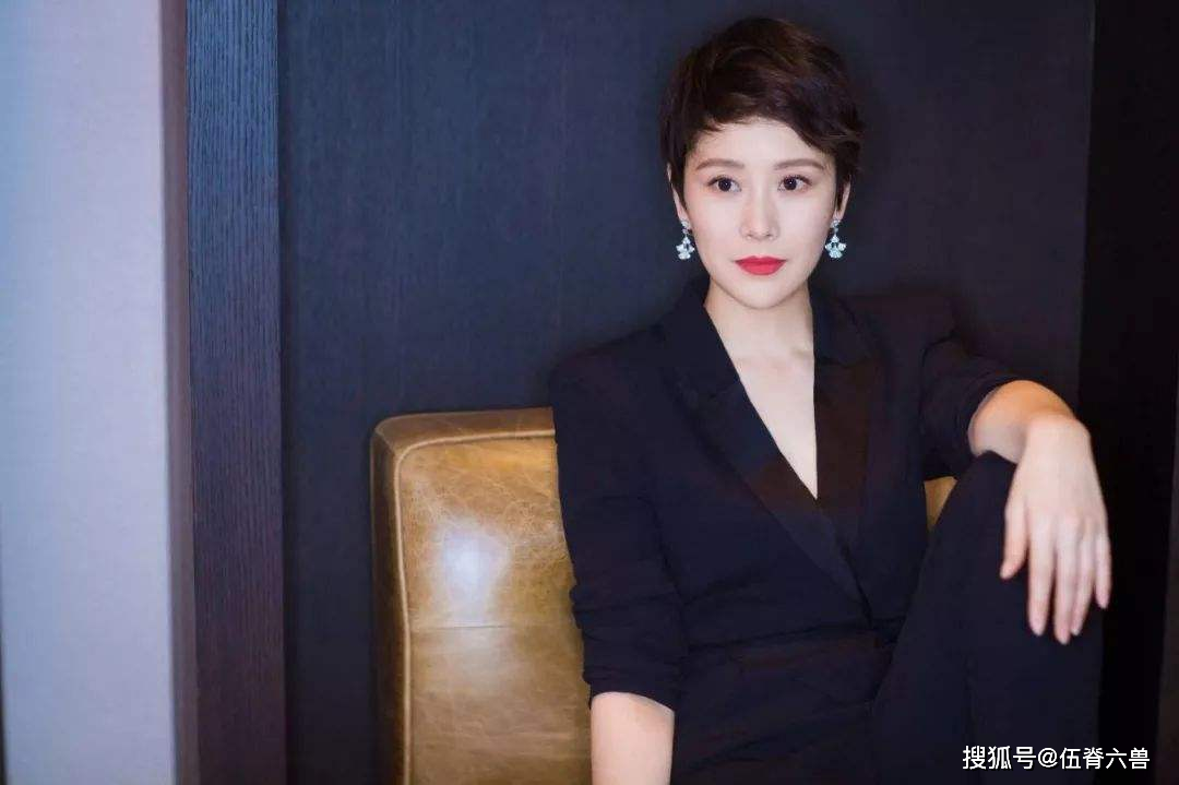 41岁陈乔恩还在演偶像剧，42岁的“无双”已经在