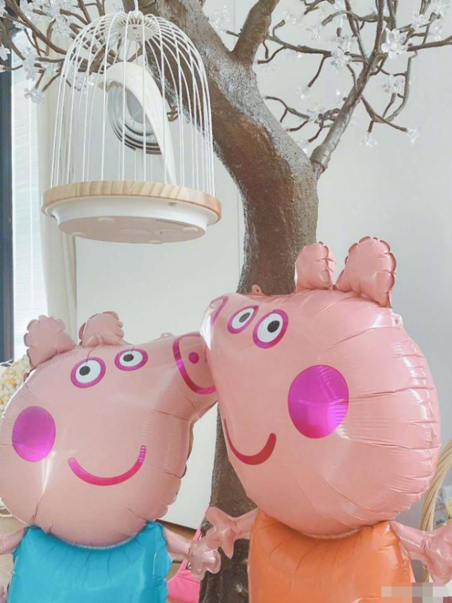 林志玲低调现身支持丈夫打球,结婚后容貌大变