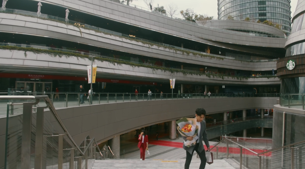 他爱:孙艺荷选择分手,和萨姆出轨无关,其实