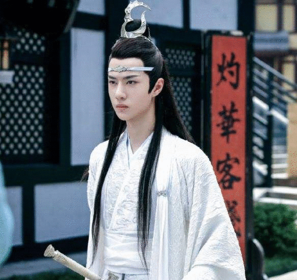 王嘉尔因口音问题不敢拍戏，王一博脱口而出可