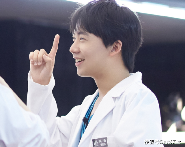 智商堪忧！邓伦杨幂不会做小学题，还不如初中