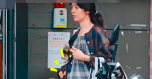 郭碧婷被传生女后，郭爸久违更博，晒午餐直言