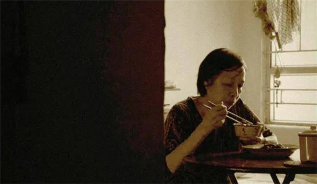 王晶投资100万，许鞍华花费15天，拍出了一部最接