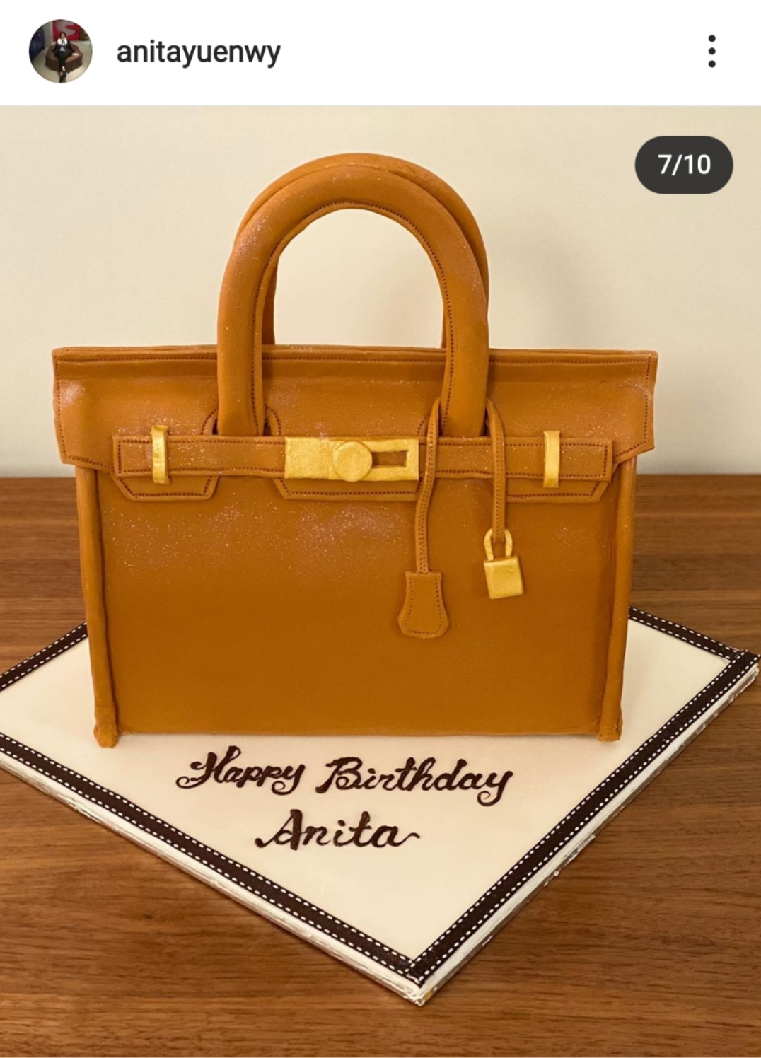 49岁袁咏仪爱包如命，生日大秀奢侈品蛋糕！一只