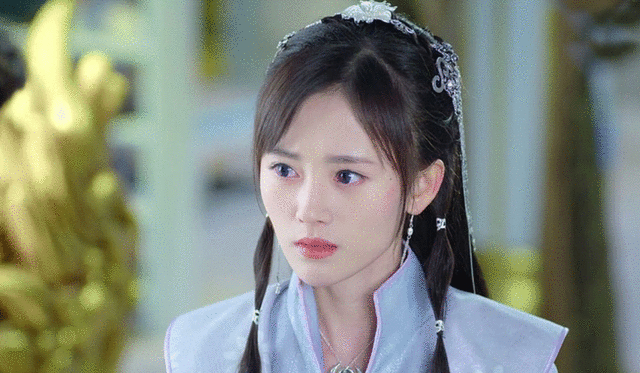 鞠婧祎越红越被骂，四千年怎么来的，电梯赶人