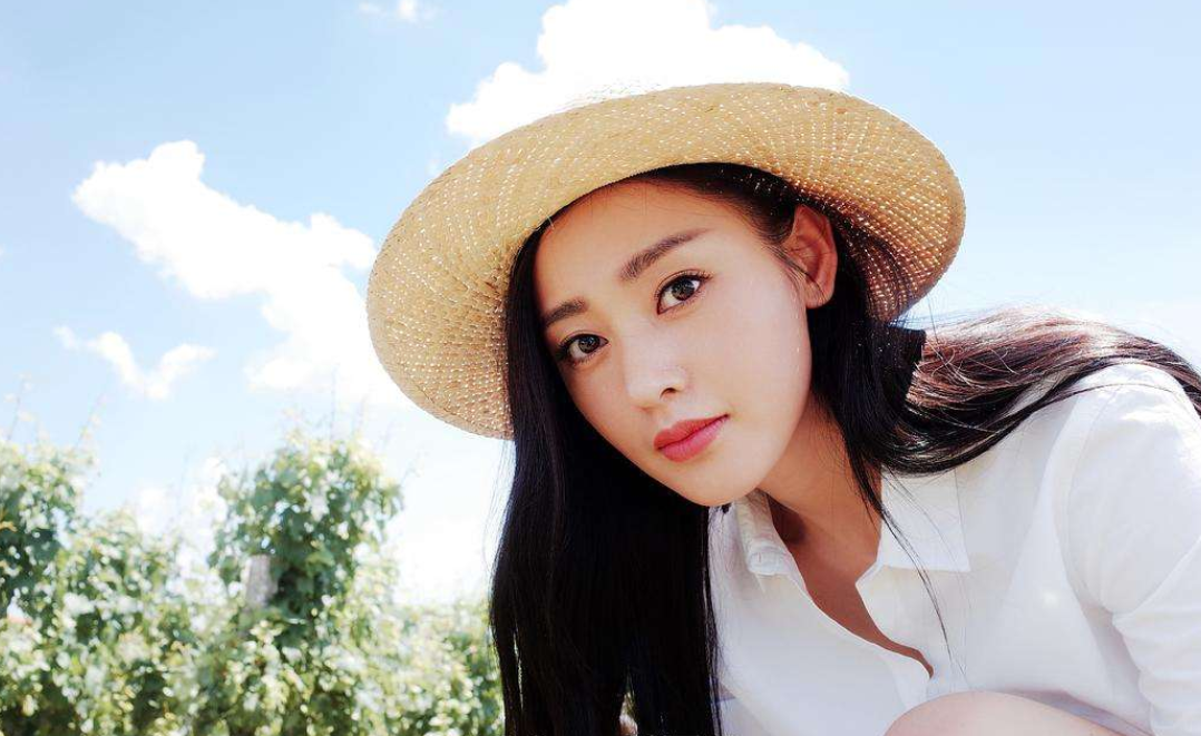 张天爱再回应夜晚曾被跟踪偷拍，称对女艺人有