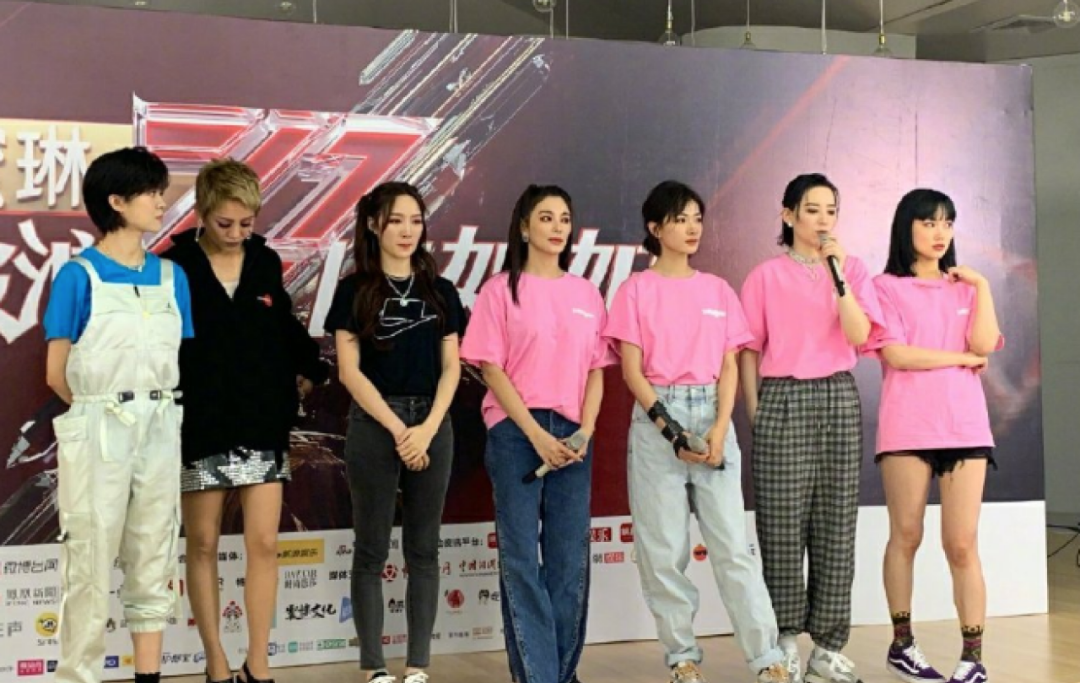 万茜两次被官方打脸，人设翻车，她该怎样拯救