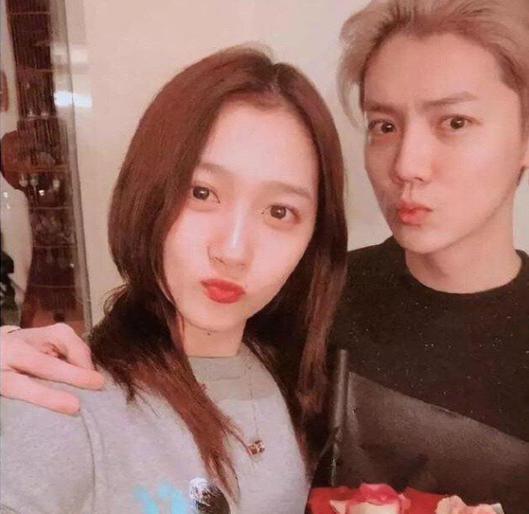 鹿晗关晓彤被传分手，男方曾花8千万买婚房，房