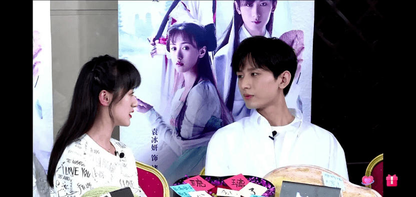 按头演员戏外营业的风气，该适可而止了