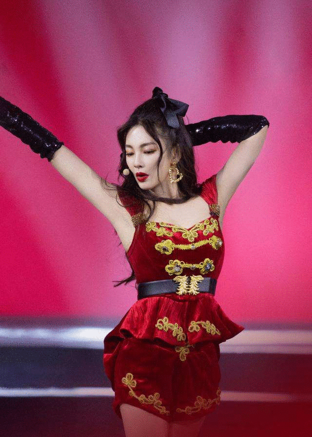 《姐姐》成团新排名反转,孟佳万茜争C位,宁静