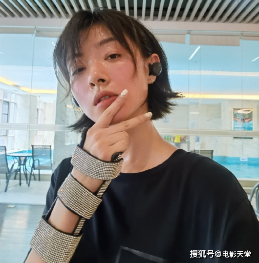 脸好疼！阿里安全部“打假”万茜盗号声明，直