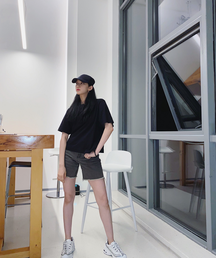 刘令姿私人照片被泄漏，店家道歉反咬一口，把