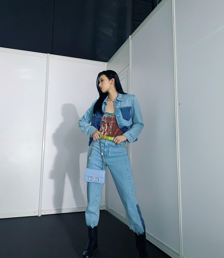 刘令姿私人照片被泄漏，店家道歉反咬一口，把