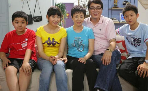 继女斩获国际大奖成华人之光!亲儿子却强捧不红