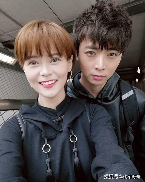 这9位男星去世后，妻子和女友发文悼念，哪个最