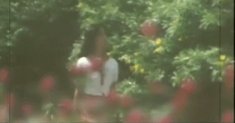 香港最艳女星，却苦恋21年嫁穷小子，终身不孕