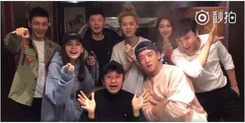 鹿晗连续三年卡点为关晓彤庆生，昵称太甜蜜，