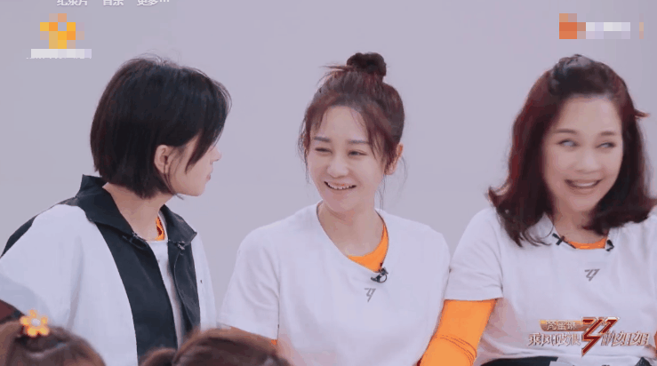 拍还珠被封最丑紫薇,情商低到全网嘲,选秀翻红失