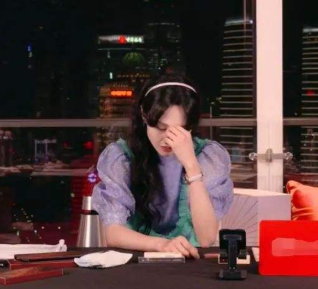 “大陆版张柏芝”？郑爽这一系列迷惑行为是在