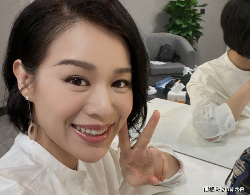 盘点娱乐圈十大女强人：黎姿公司上市，她18年前