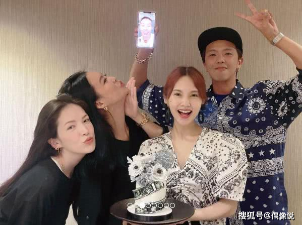 杨丞琳初恋小鬼去世，李荣浩发文：我真的不敢