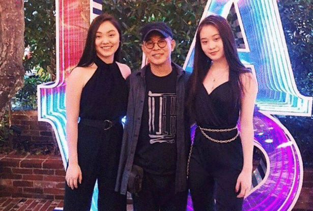 31年前他为娶利智“放弃原配”，31年后他又给了