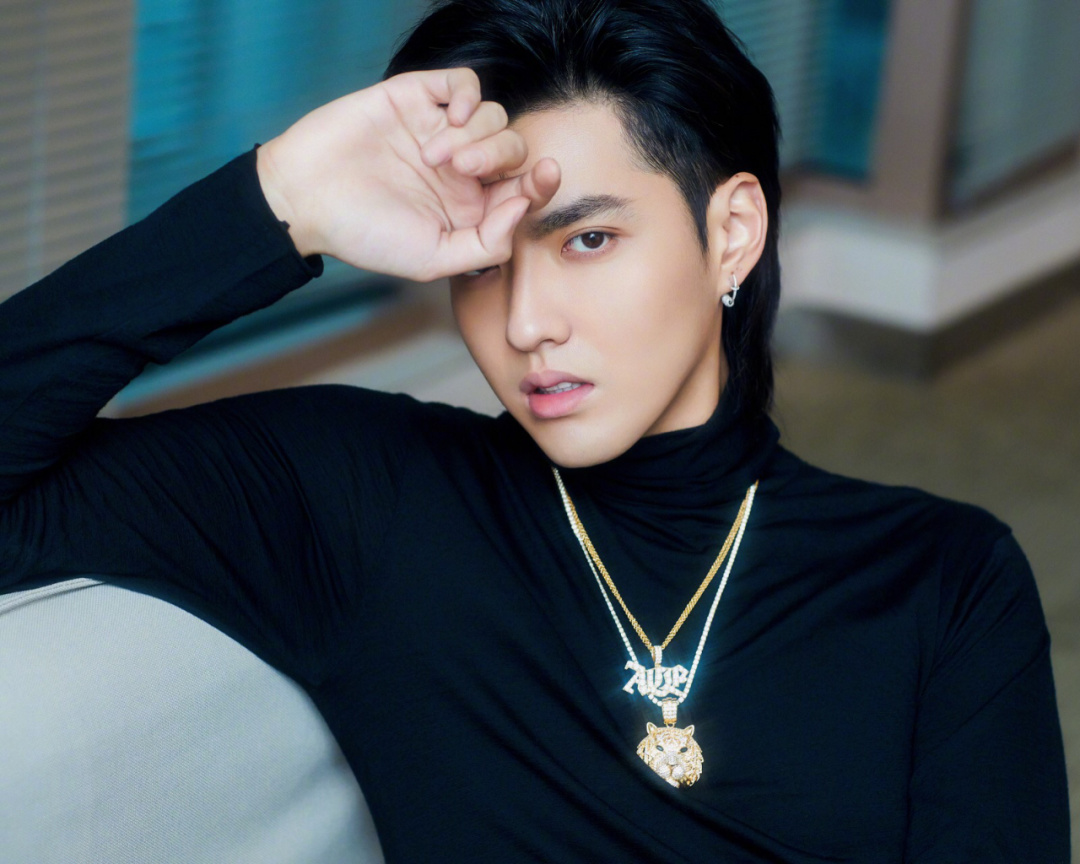 郑爽太想谈恋爱?在综艺尬撩男星:告白吴亦凡