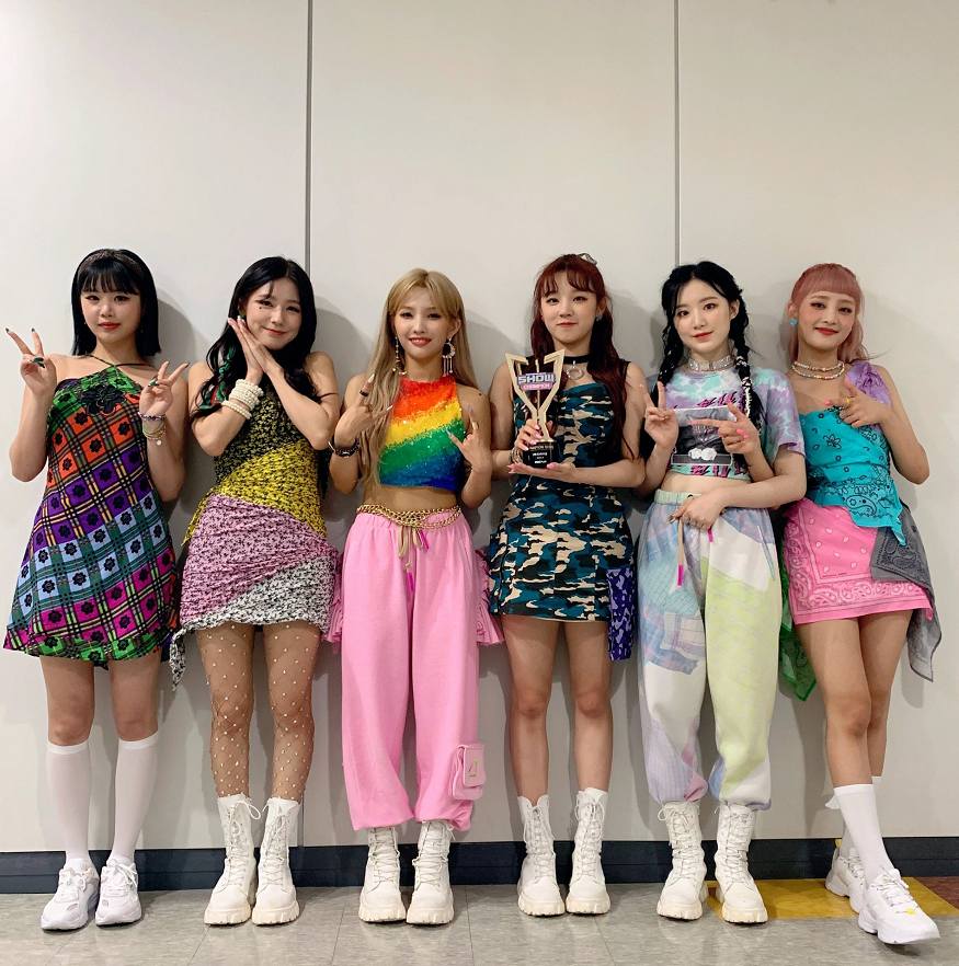 (G)I-DLE舞台出故障,“暴露”真实唱功,全开麦就