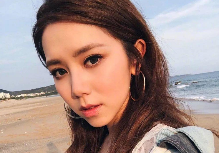 明星玄学之“发迹屋”:邓紫棋搬家后爆红,郭