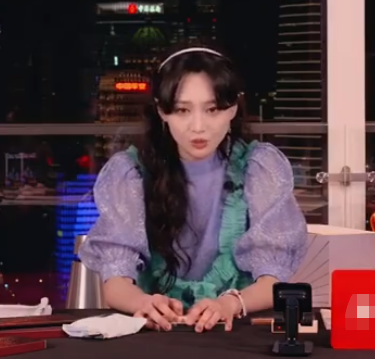 “大陆版张柏芝”?郑爽这一系列迷惑行为是在