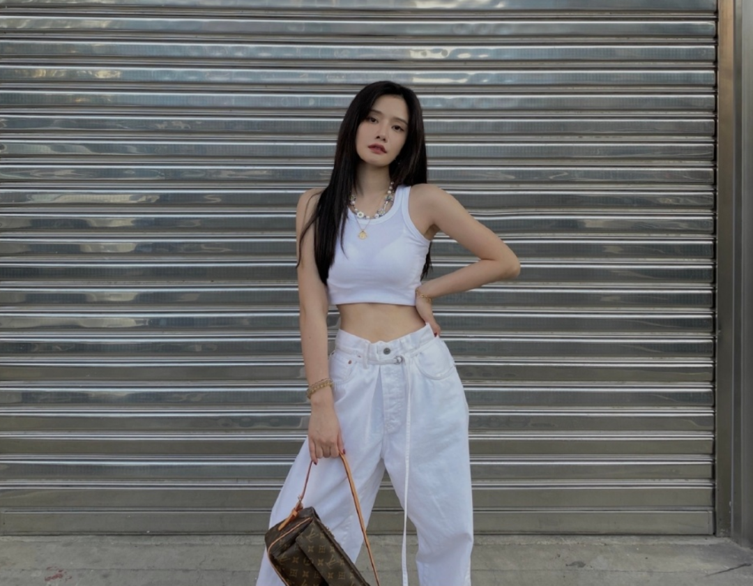 当红流量打脸曝恋情,粉丝喜获宝藏嫂子?