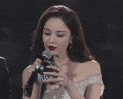 情商太低了吧....