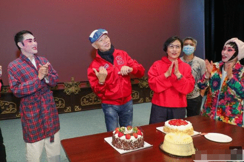 74岁“唐僧”近照神采奕奕,顽强抗癌16年,获妻