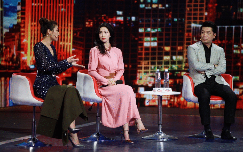 和法拉利副总裁谈恋爱,连续8年入选“全球最美