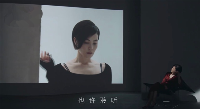 51岁王菲最新写真曝光,皮肤紧致看不出年龄感,