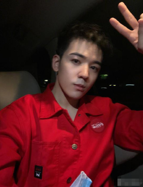 当不了明星,他就开始撕别人的高考答题卡了?