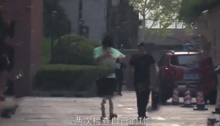 沈腾沉默,不知名女星主动站出来“辟谣”,被