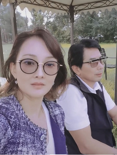 从运动员到演员,8登春晚成"国民媳妇",后