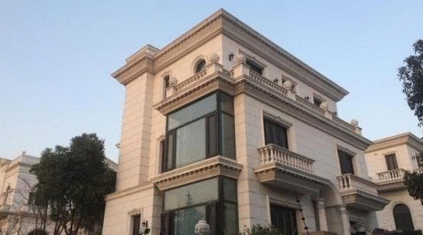 备2亿嫁妆、带入名媛圈,李连杰的4个女儿,你为