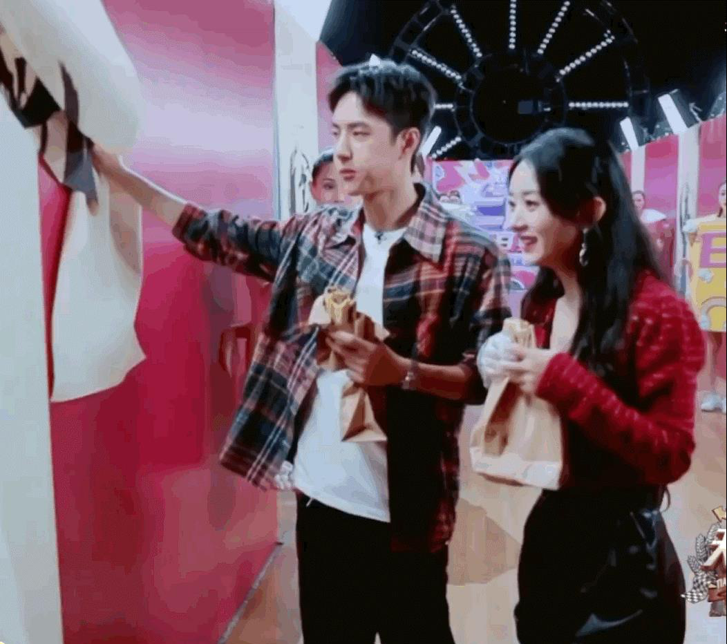 赵丽颖今年多水逆?正剧导演跑路,综艺被恶剪