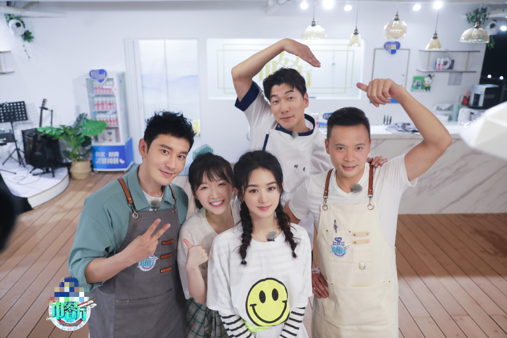 赵丽颖今年多水逆?正剧导演跑路,综艺被恶剪