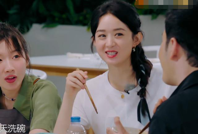 赵丽颖今年多水逆?正剧导演跑路,综艺被恶剪