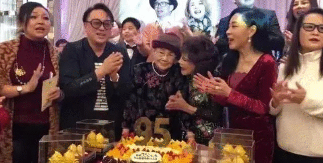 为什么梅艳芳宁愿把遗产捐了也不留给母亲?