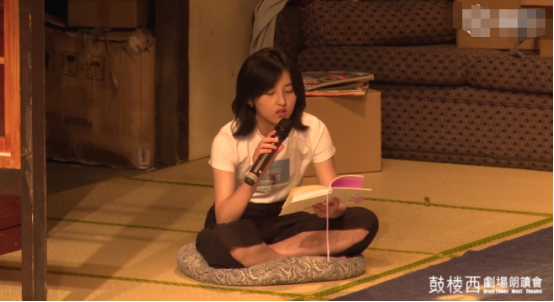 张子枫长相太短板,与同学合影站C位都不起眼,