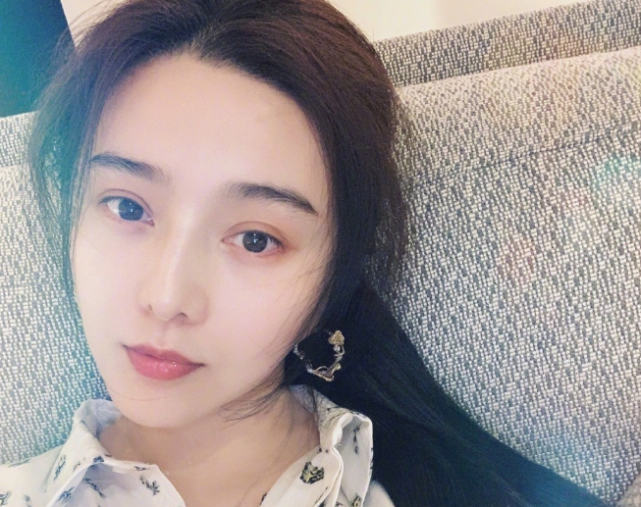 范冰冰亲自朗读众多粉丝的来信,并透露下一步