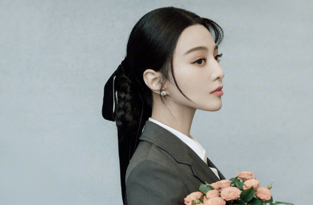 范冰冰亲自朗读众多粉丝的来信，并透露下一步