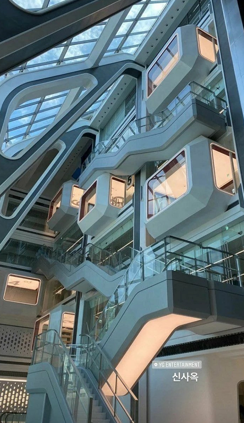 blackpink新曲练习室公开，YG目的不单纯，想要炫耀